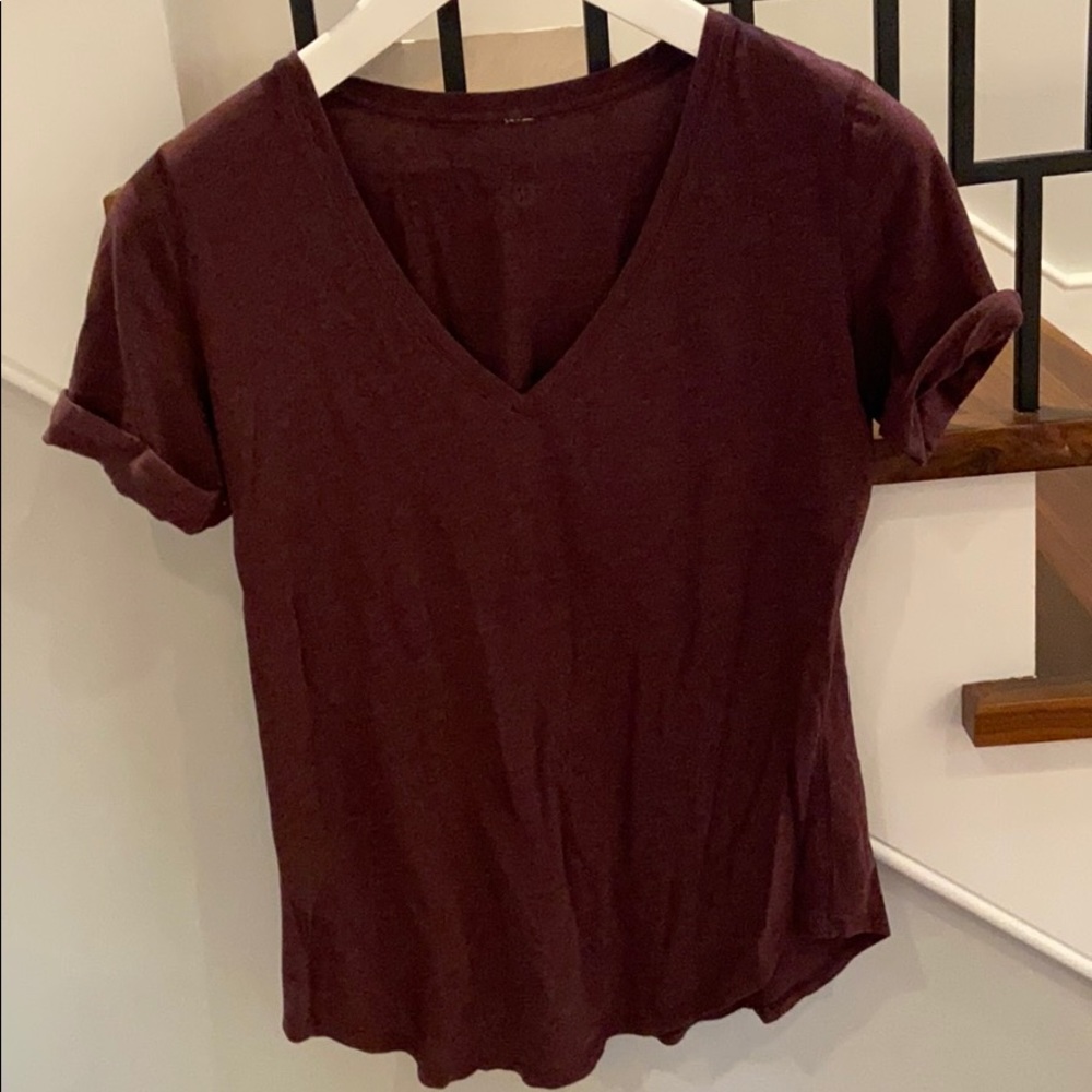 Lululemon v neck tshirt